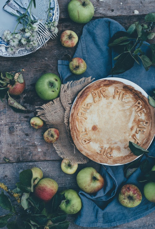 ideias de fotos de outono para instagram - torta de maçãs charlotte